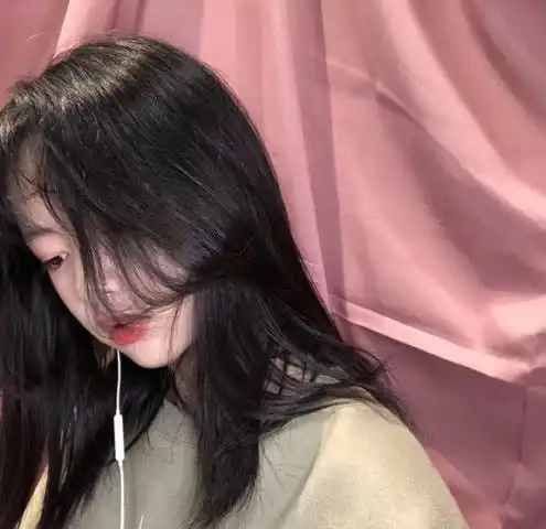女孩子分手第一天在想啥小姐姐的回答让人心疼,直男脸呢