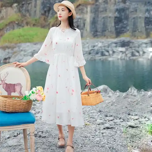 时尚优雅的美裙,甜美有气质,展现迷人的女人味