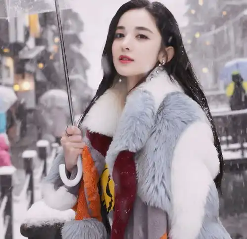 古力娜扎晒发际线美照,气质优雅想不被人喜欢都难,张翰该后悔了