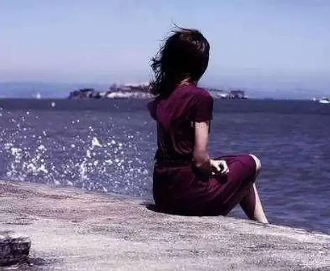 查看老公手机,发现了暧昧聊天记录,我该不该去找那个女人谈谈