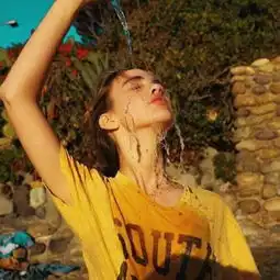 早安心语171028你能无底线原谅谁,谁就能无底线伤害你