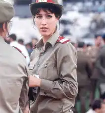 现代花木兰世界俊美女兵大比拼