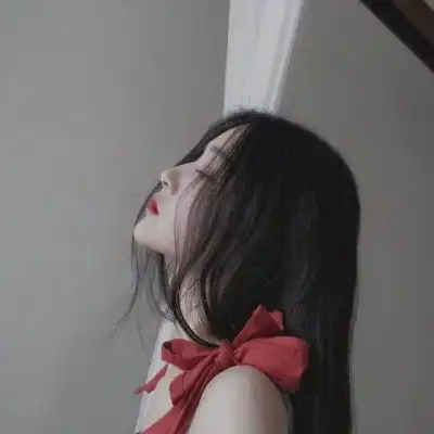 女头像霸气高冷背影不喜欢大海的鱼