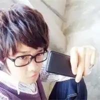 给些男生头像吧情侣的也可以谢了啊