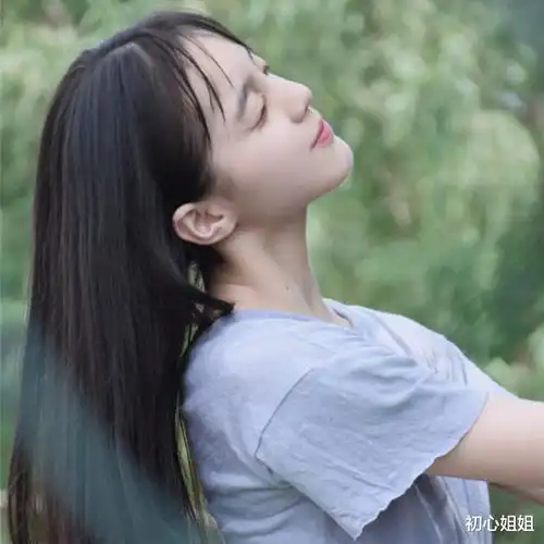 三个45岁女人坦言人到中年,最亲的并不是丈夫
