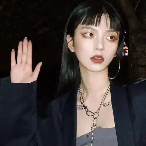 系列头像最甜的事情就是他醒来后第一个找的人是我睡觉前最后一个说话的人还是我他的世界全都是我我我我我