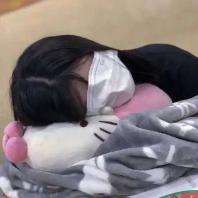远看衣品近看颜值久看人品在女生头像我要个性网