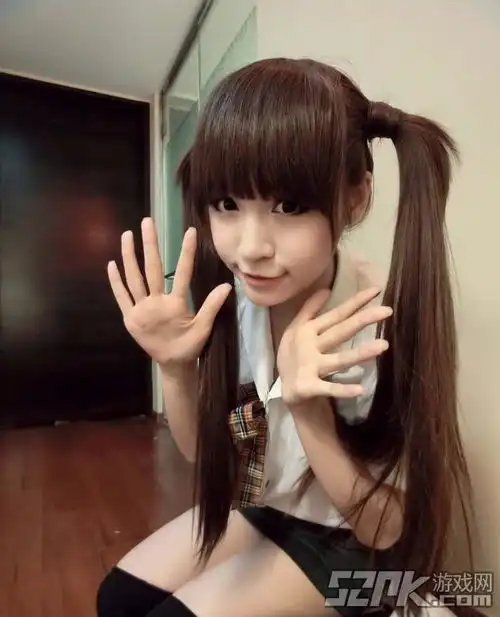 水湄兰杜芳,采之将寄谁于芷晴