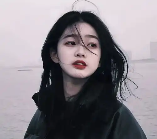 听说这儿的头像招桃花