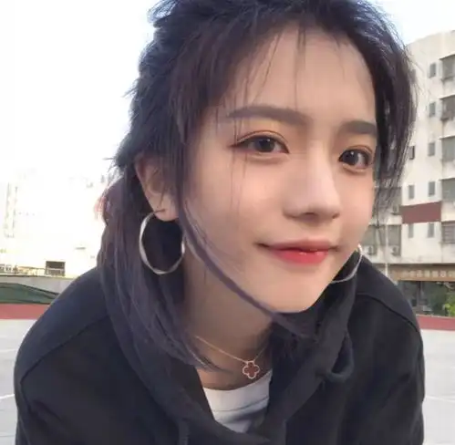 这些网红发色不用漂也敲好看
