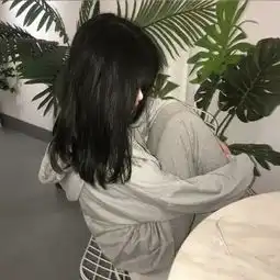 ins微丧女头我幼稚的时候最爱你,但是大概只看到了幼稚