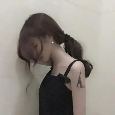 2023调皮温柔女生微信头像