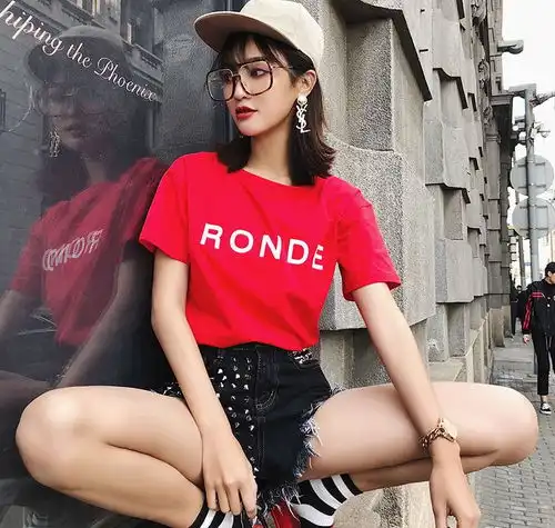 夏季棉质短袖女t恤,清爽不闷热,适合女人,轻松减龄又时尚