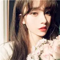 非常有气质的美女头像长发给你带去十足魅力