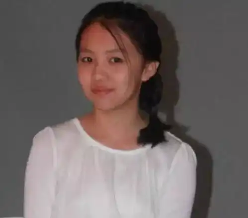 13年前,张艺谋让2个女孩换了位置,杨沛宜和林妙可命运被改变