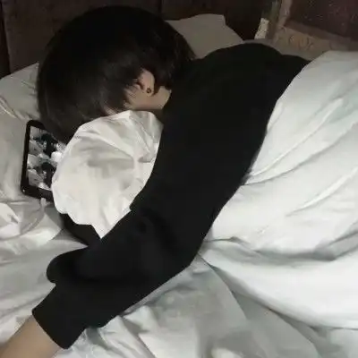 ins温柔帅气男生头像适可而止是我最后的温柔