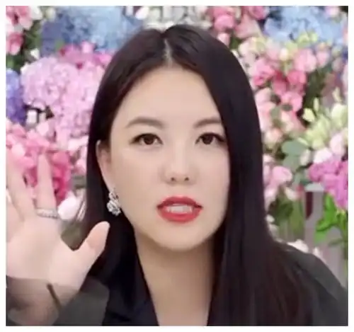 5年过去了,曾经的春晚女神如今沦落到带货,瞿颖生活艰难啊
