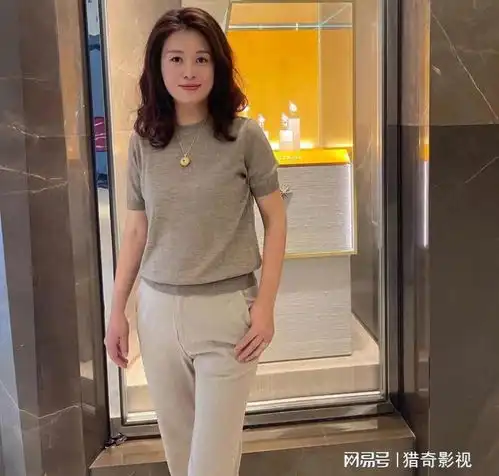 我33岁,给50岁女老总当保镖,半夜她给我18万提出的要求让我发怵