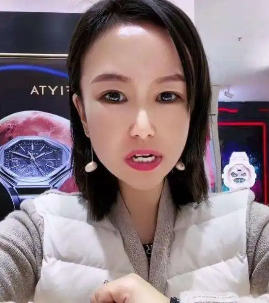 大衣哥朱之文已有对策,知情人透露婚变来龙去脉,陈亚男彻底急了