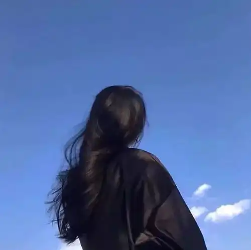头像丨有些心动是不是当初就不应该开始