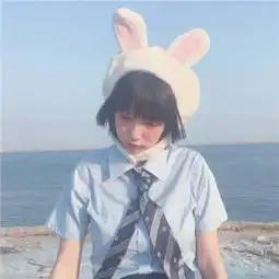 2018微信头像女生优雅气质高清每一朵花都是白云的眼泪