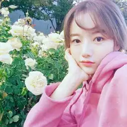 天空蔚蓝,我的童话森林却还阴雨绵绵软妹