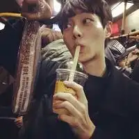 吸引妹子的男生yy头像超拽少年本薄凉该如何在爱