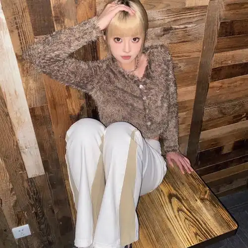 女头稍微亲近就口无遮拦的毛病要改
