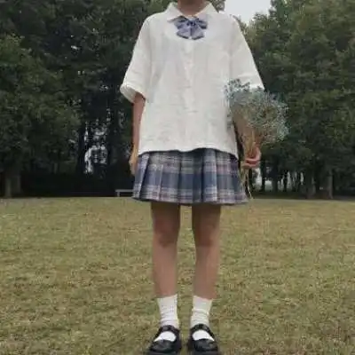 半身控不露脸恋人头像
