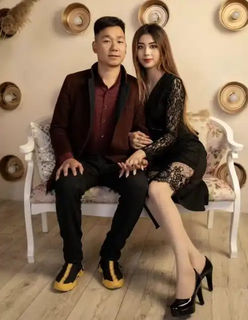 我因一双拖鞋,一见钟情小12岁吉尔吉斯美女,她家竟要求我们闪婚