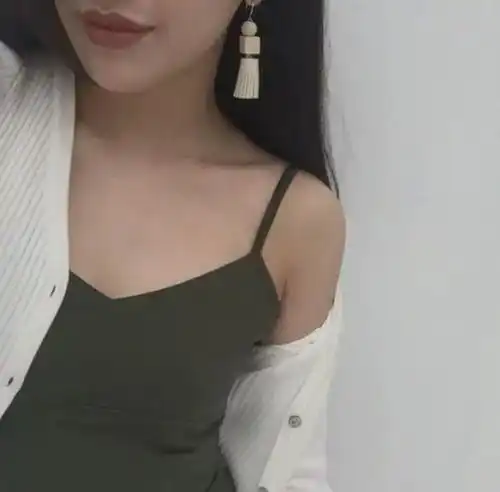 这是不是你发自拍时想找的文案