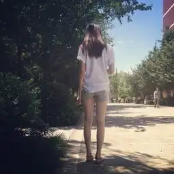 qq皮肤姑娘记住爱自己的人才会有人爱女生个性