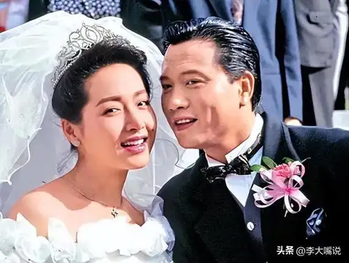 看66岁万梓良现在的处境,才知道,原来周润发早就把答案说出来了