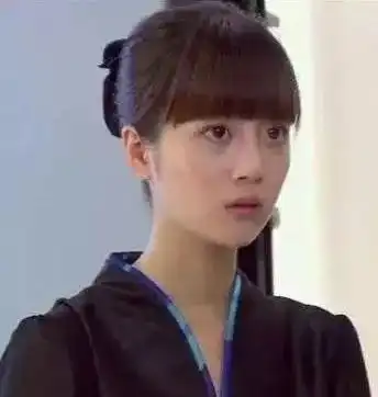 长腿美女李溪芮好运每次都差那么一点点