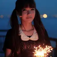 这个女生叫什么有人知道吗
