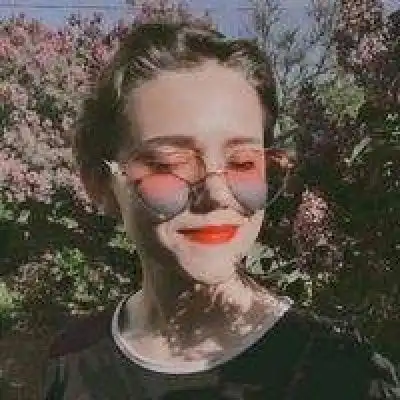 人生就像一只狗,不是吃狗粮,就是撒女生头像我要个性网