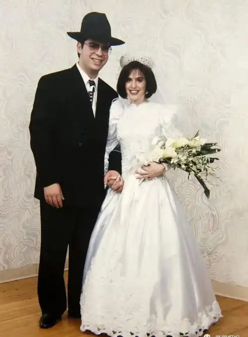美国30万童婚新娘少女被售卖嫁给老男人,父母掩护强奸犯