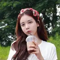 渲染致命温柔的女生头像