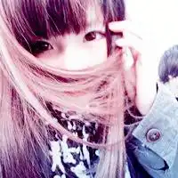 甜甜微笑的女生头像