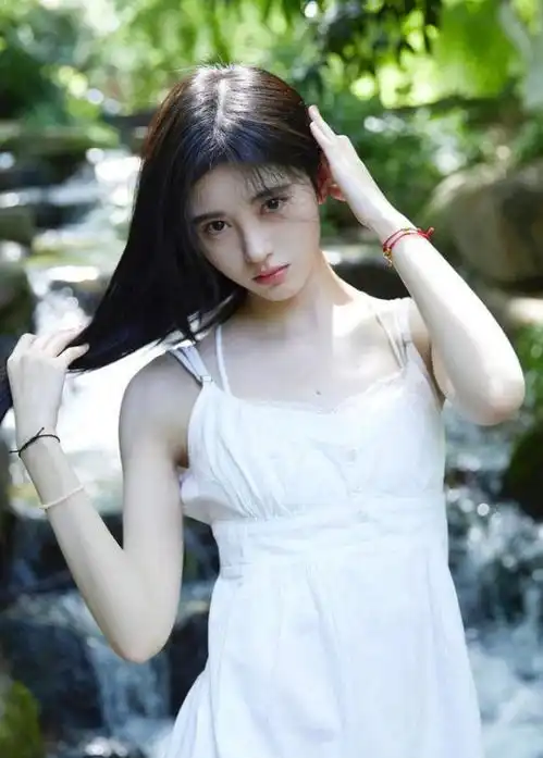 初恋女神鞠婧祎
