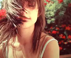 集清新文艺与唯美意境于一身的女生头像图片素材