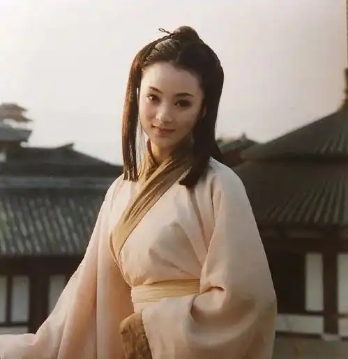 蒋勤勤年轻时有多美叫水灵太恰当内娱神颜终究是回不去了