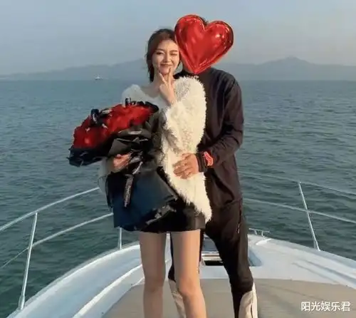 接连两位明星恋情曝光,cp粉们心碎,真人cp最终都只能成为意难平