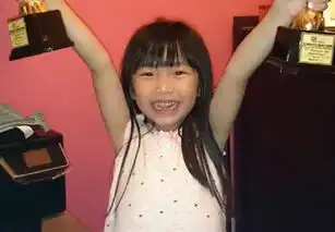 型男方中信女儿正脸照,亭亭玉立笑容灿烂,十足的小美人胚子