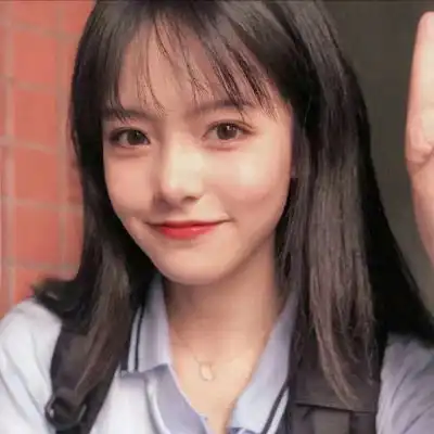 笑得很治愈的女生头像笑的很暖很甜