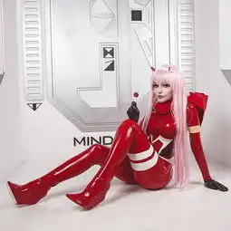 俄罗斯美女coser性感美图合集胸围傲人火辣奔放