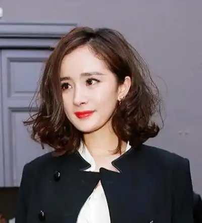 睡不醒头慵懒,法式麻花辫少女,夏天换这几款发型,也太时髦了吧