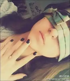 谁有一些好看冷酷的女生头像比如这种