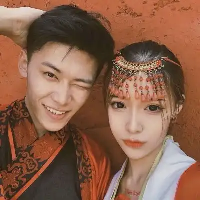 红妆伊人