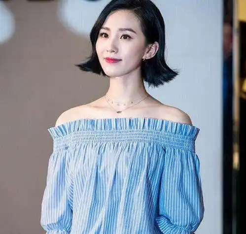 刘诗诗真是百看不腻,天鹅脖柔情脸,气质优雅女人味十足
